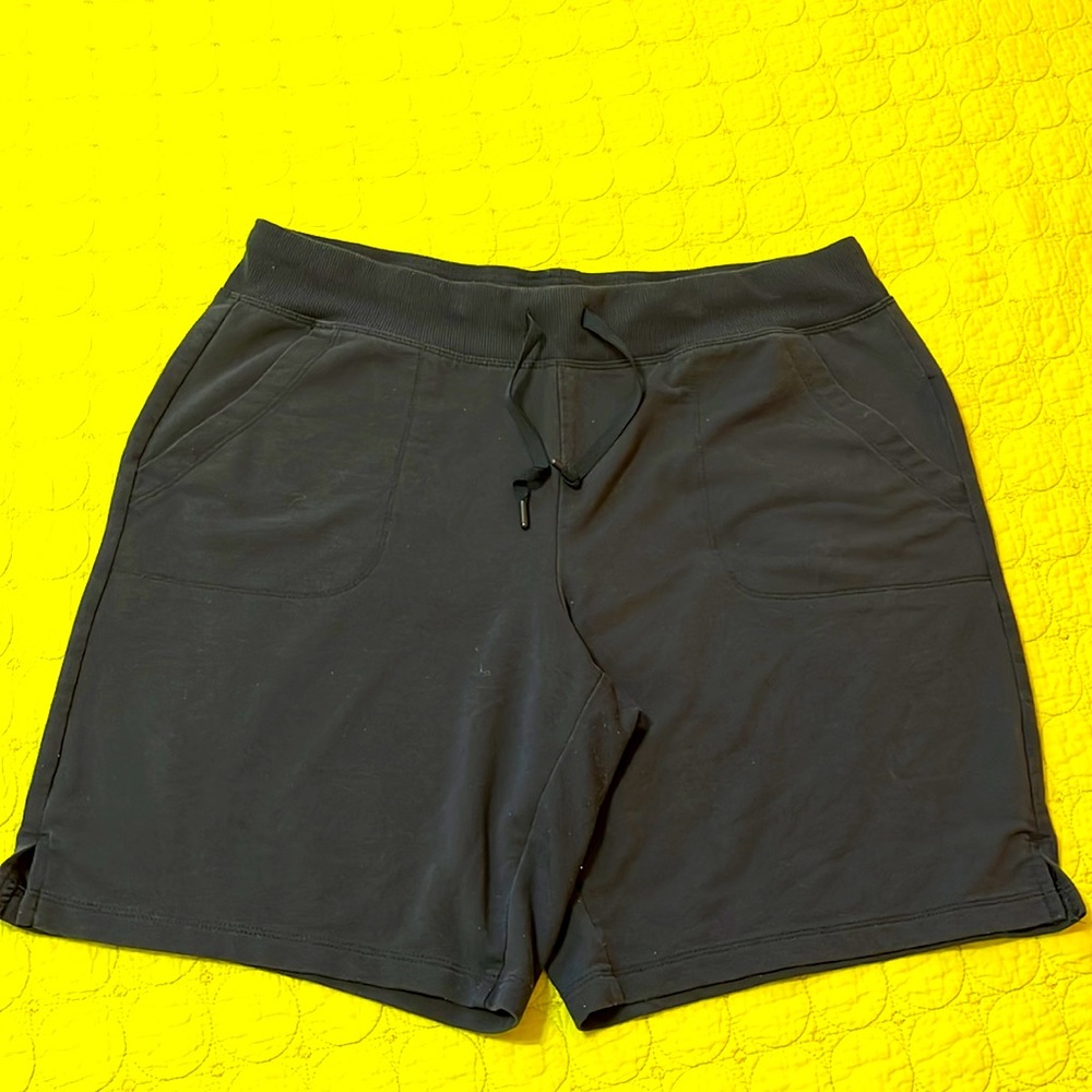 Athletic short 12/14